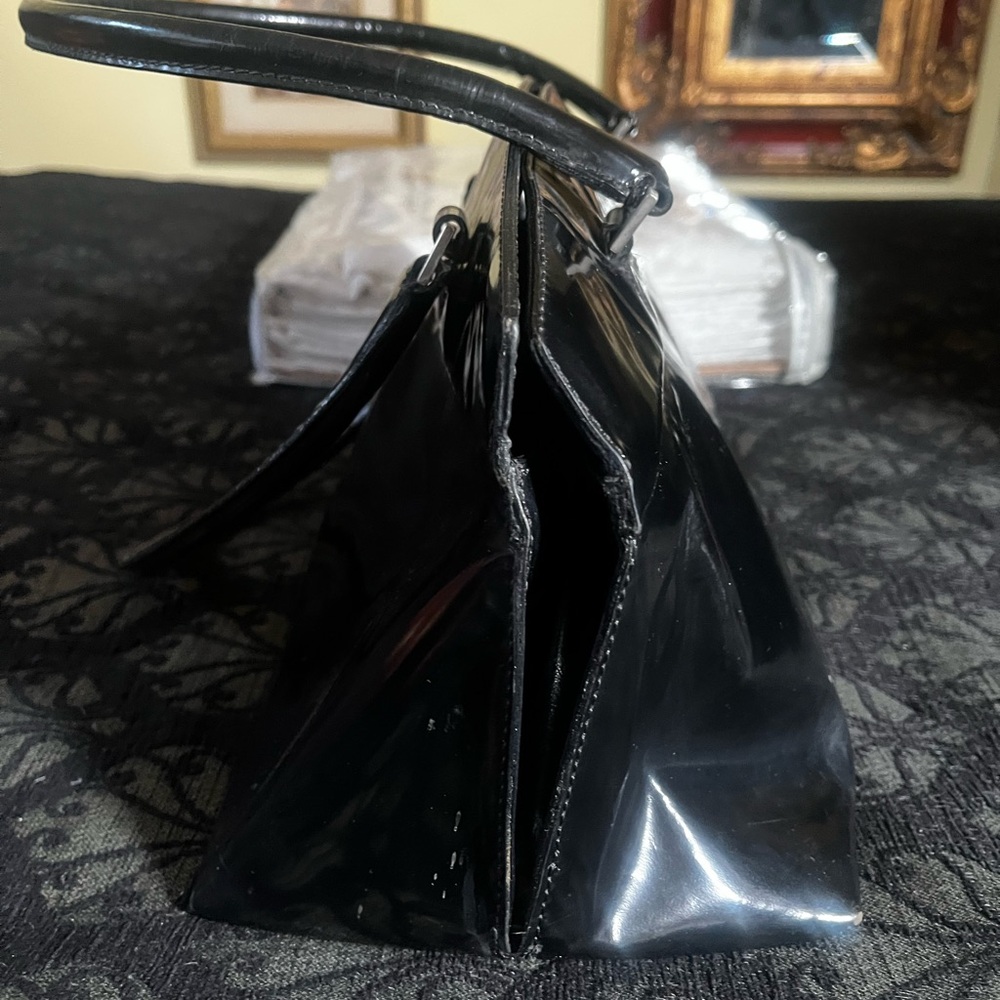 Pollini Glossy Black Leather Piece era 1990’s - Picture 4 of 8